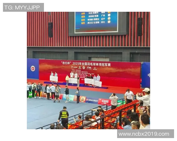 成都羽毛球队在全国羽毛球速度排行榜中荣获第八名的佳绩引发关注 成都羽毛球队在全国羽毛球速度排行榜中荣获第八名的佳绩引发关注