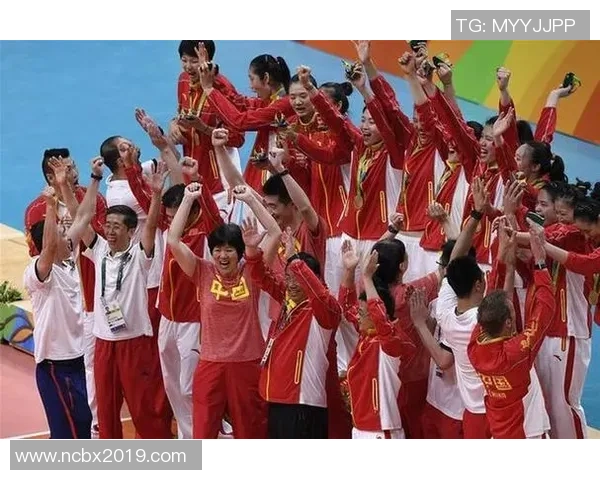 深圳排球队荣登排球力量排行榜首位展现强大实力与团队合作精神