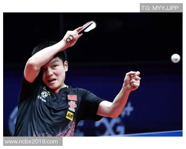 深圳羽毛球队中路突破战术解析与实战应用探讨 深圳羽毛球队中路突破战术解析与实战应用探讨