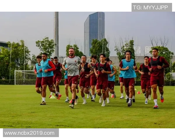 赛后分析：上海排球队与成都排球队的比赛节奏与战术对比探讨