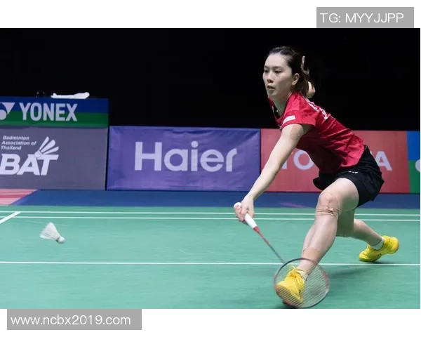 黄丽独家分享羽毛球技巧与心得助你提升球技的秘诀与经验 黄丽独家分享羽毛球技巧与心得助你提升球技的秘诀与经验